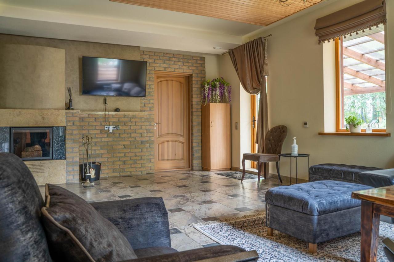 Remigija Studio Home โจโนวา ภายนอก รูปภาพ